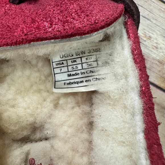UGG Womens Metallic Glitter Red Ansley Moccasin Slippers Driving Shoes 7 - Picture 8 of 9